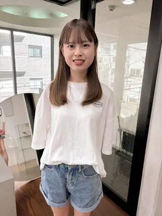 ロング カラー 柔らかストレートと ツヤカラー/和田陽向のヘアスタイル