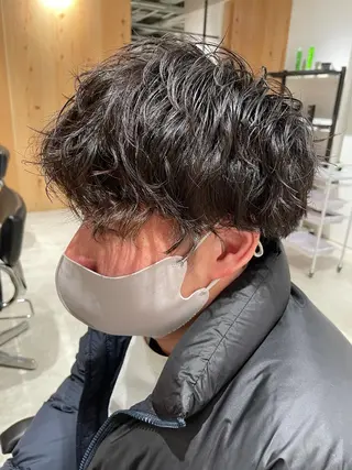 ショート カラー パーマ ヘアアレンジ メンズ パーソナルカラー合わ せたカラー🤍なつみのヘアスタイル