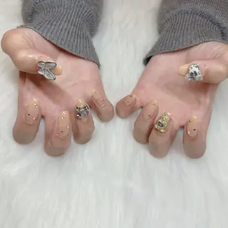 ミディアム HANA うるののネイルデザイン