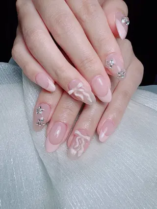 ネイル Yuxi Beauty salon 【ユーシィー ビューティ サロン】所属・ユーシーネイルサロン 池田公園店のネイルデザイン