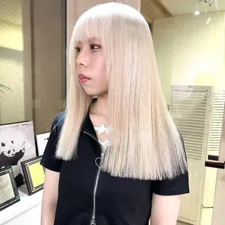 カラー 渋谷🎨ハイトーン× エクステ🎨レンのヘアスタイル