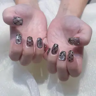 ネイル 新井 ひなののネイルデザイン