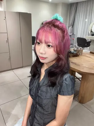 カラー 横井 優奈のヘアスタイル