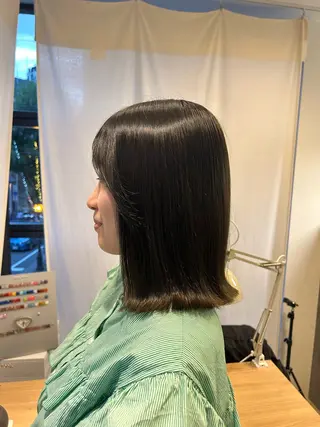 ミディアム カラー 馬場 菜乃夏のヘアスタイル