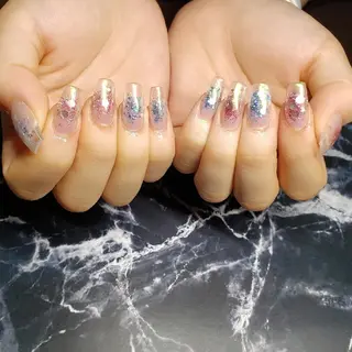 ミディアム ネイル クロキ 。のネイルデザイン