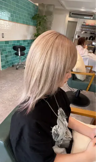 カラー ブリーチ/ストレート ダブルカラーtetoのヘアスタイル