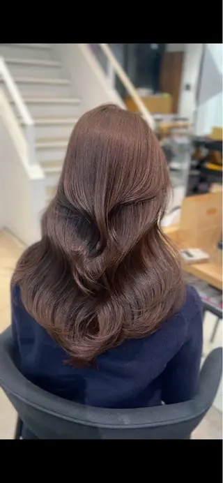 ロング VIEW TOKYO所属・似合わせ×透明感カラ ーなら🎀マリアのヘアスタイル