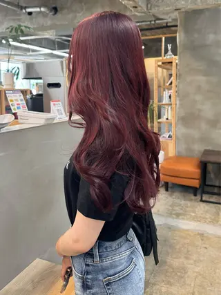 ロング 茜璃/ブリーチカラー /レイヤーカットのヘアスタイル