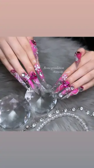 ネイル 加納 莉音のネイルデザイン