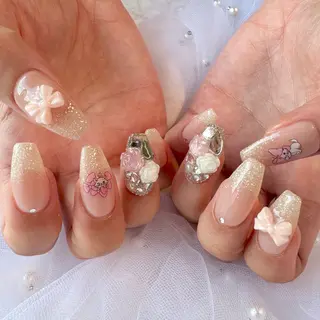 ネイル nail salon e'mu💐のネイルデザイン
