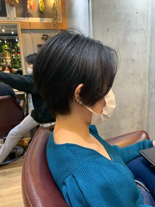 ショート toi【トワ】所属・安達 俊亮のヘアスタイル