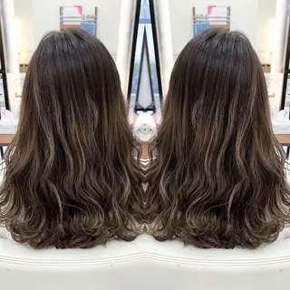 ロング カラー N° jillva ♦️川端裕司♦️のヘアスタイル
