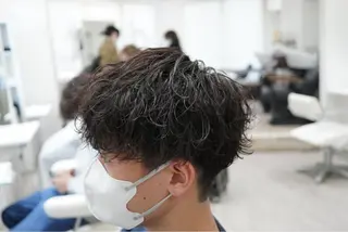 パーマ メンズ ✨️ツイスパ波巻き特 化小杉澪生✨️のヘアスタイル