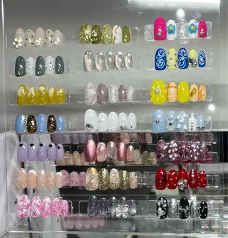 ネイル LACHIC所属・LACHIC NOZOMIのネイルデザイン