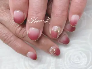 ネイル 芦辺 香奈のネイルデザイン