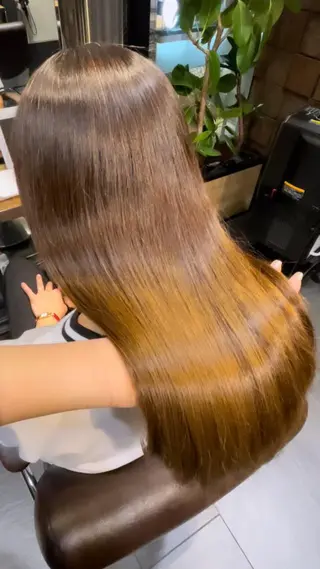 ロング パーマ MINXshibuya所属・レイヤー/艶髪/ 透明感/千葉詩優のヘアスタイル