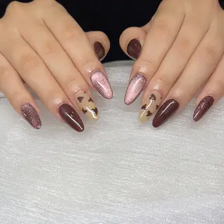 ネイル MQueen ネイルサロンマルのネイルデザイン