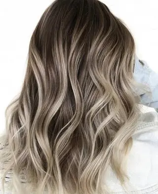 ミディアム カラー Le Reve (ルレーブ所属・kobayashi $hogoのヘアスタイル