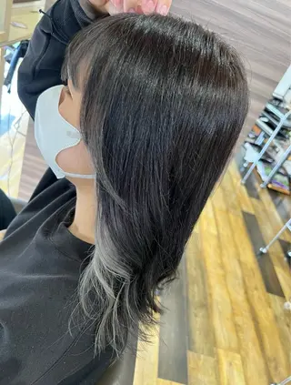 ミディアム amoa所属・野沢 亜美のヘアスタイル