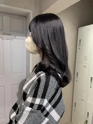 セミロング カラー ナチュラル透明感🌱 小山美樹子のヘアスタイル