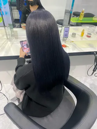 ロング 透明感ブリーチカラー 🌈TOMOHIROのヘアスタイル