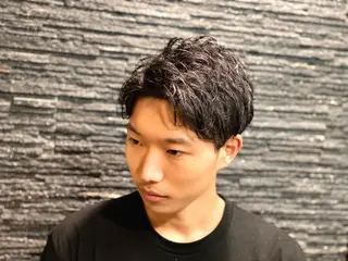 ミディアム メンズ HIRO GINZA 池袋東口店所属・林田 龍明のヘアスタイル