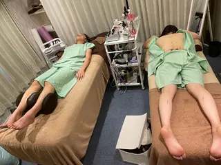 美容鍼灸サロン mahoroba院長のエステ・リラクイメージ