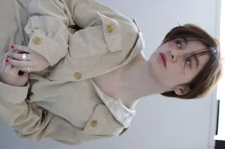 ショート カラー 鍵山 千秋のヘアスタイル