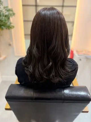 ミディアム Queens Yukikoのヘアスタイル