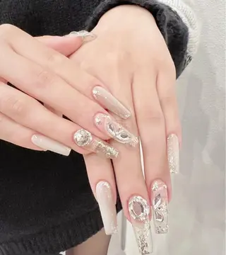 ネイル VIVIAN リサのネイルデザイン