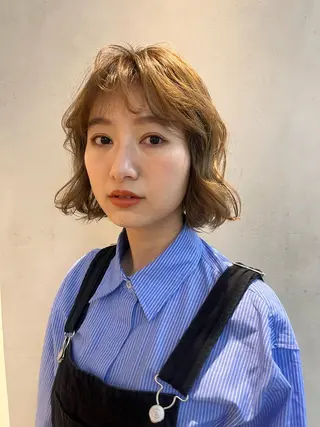 ミディアム Viot 銀座 樋口 桃佳のヘアスタイル