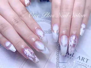 ネイル One Plus Nail Salonのネイルデザイン