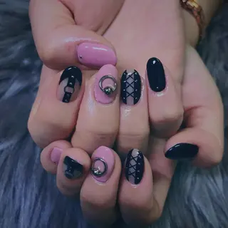 ネイル NOIROUGE所属・NOI ROUGEのネイルデザイン