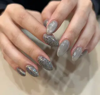 ネイル gratify心斎橋 松本のネイルデザイン