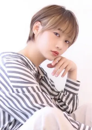 ショート オーロ 中島のヘアスタイル