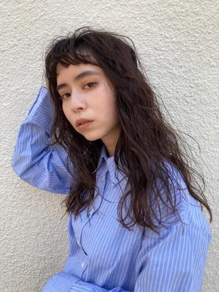 ロング lok[ロク] 高田馬場のヘアスタイル