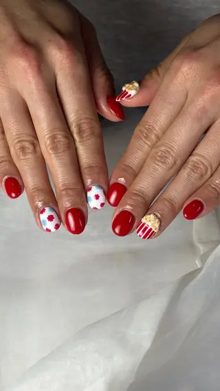 ネイル うにゃねいる🌷 Mayaのネイルデザイン