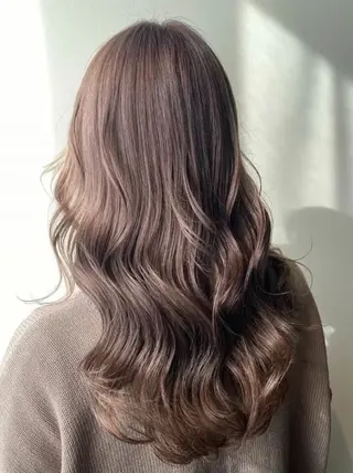 ロング カラー パーマ ヘアアレンジ 森山 陽菜のヘアスタイル