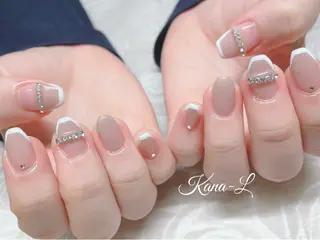 ネイル 芦辺 香奈のネイルデザイン