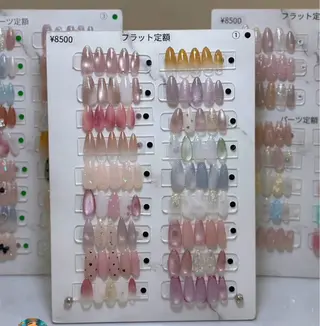 ネイル élu by Noriko 前原のネイルデザイン