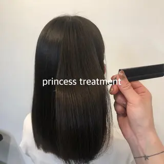 セミロング 暖色カラー推し/ トヤエリコのヘアスタイル