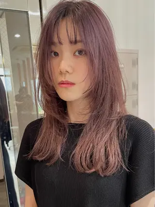 セミロング カラー 江藤貴基 レイヤー カット【駅徒歩⑥歩】のヘアスタイル