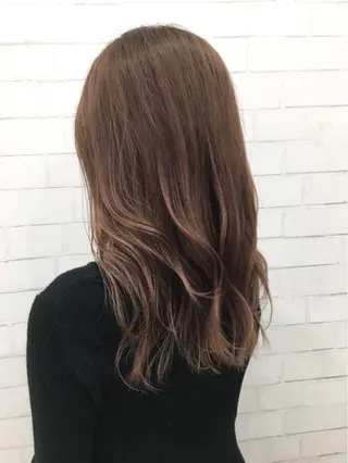 セミロング カラー 宇田川 直輝のヘアスタイル