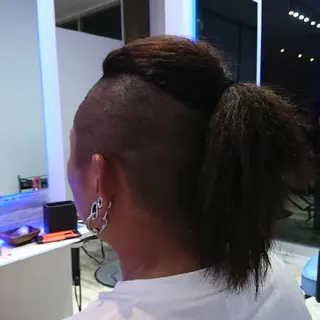 ミディアム パーマ メンズ 中嶌 健一のヘアスタイル