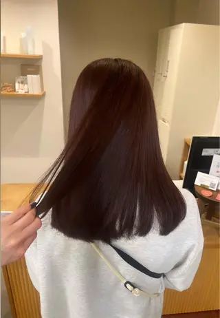 カラー 新美 あかねのヘアスタイル