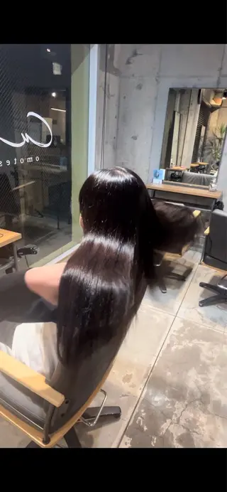 ロング ☀️マナカ/縮毛矯正 カラー/表参道のヘアスタイル