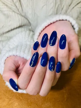 ネイル ECLAT エクラ所属・寺山 千鶴のネイルデザイン