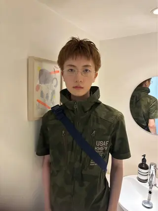 カラー メンズ ハイトーン／カラー 🍄Kurumi🍄のヘアスタイル