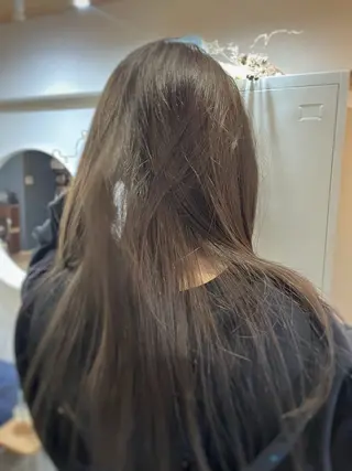 ロング カラー CLOVE所属・下石怜子/レイヤー/ 透明感カラーのヘアスタイル