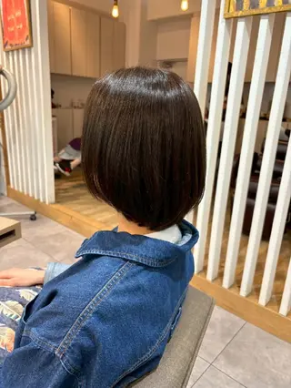 カラー ショート 吉永 楓のヘアスタイル